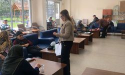 Eskişehir’de huzurevi sakinlerine dijital dünya ve güvenli internet eğitimi verildi