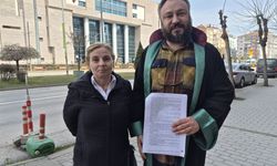 Arabada Otururken Canından Oldu