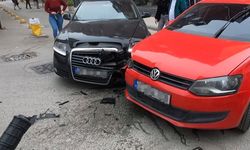 Eskişehir’de İki Aracın Çarpıştığı Kaza Kask Kamerasına Yansıdı