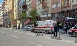 Eskişehir'de kontrolden çıkan scooter yayaya çarptı: 2 yaralı