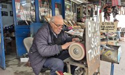 Eskişehir’de Kurban Bayramı öncesi bıçak bileyicilerinde yoğunluk başladı
