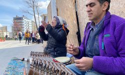 Münevver Şahin Yarım Kalan Hayaline Sokaklarda Kavuştu