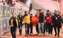 Eskişehirspor-Alanya 1221 maçında tribünde korkutan anlar