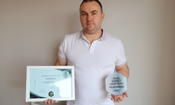 Eskişehir’in 2 bin 925 prolinli balı Paris’ten dünya birinciliği ile döndü