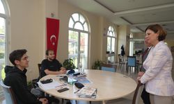 Sosyal Kütüphane sunduğu ücretsiz imkânlarla gençlerin akınına uğruyor