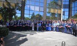 Ayşe Ünlüce TBB'nin araç teslim törenine katıldı