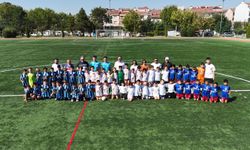 30 Ağustos Zafer Bayramı Mini Minikler Futbol Şenliği Başladı
