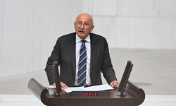 Çakırözer'den Basın Özgürlüğü Çıkışı