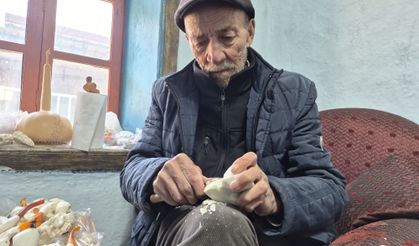 Yarım asırlık lületaşı ustasından gençlere çağrı: "Gelirlerse öğretiriz"