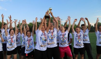 U15 Kızlar Kupası Büyükşehir Belediyesi’nin oldu