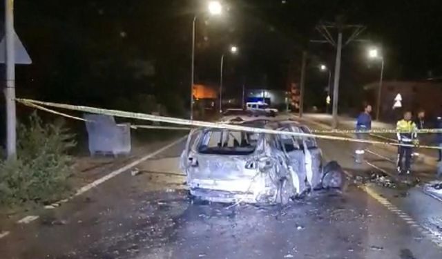 Eskişehir'de alev topuna dönen otomobilin sürücüsü ağır yaralandı
