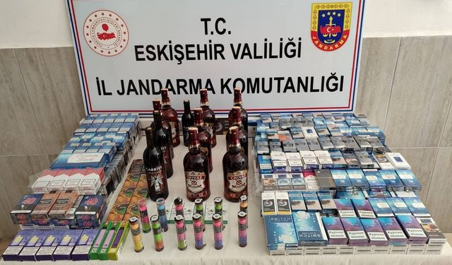 Eskişehir'de kaçak sigara ve alkol operasyonu