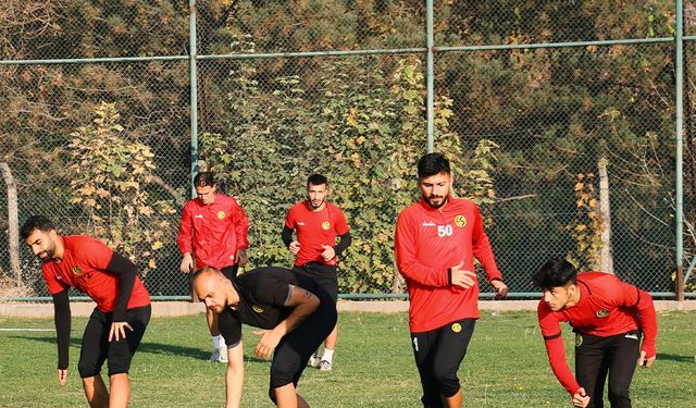 Eskişehirspor Sincan maçına hazırlanmaya başladı