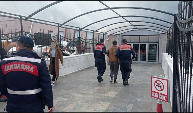 İnşaat iskelesi çalan 3 şüpheliden 1’i tutuklandı