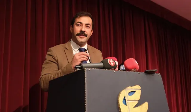 Eskişehir'de CHP'li tüm ilçe başkanları istifa ederek Yeni Parti'ye geçti