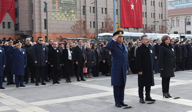 Eskişehir’de 10 Kasım Atatürk’ü anma töreni gerçekleştirildi