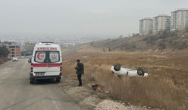 Eskişehir’de kaygan yolda kaza: 2 yaralı