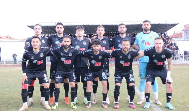 Eskişehirspor, Akşehir deplasmanında liderliği kaybetti