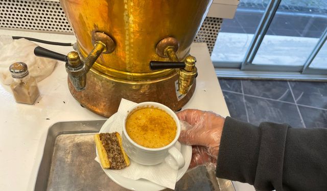 Yağışlı havalarda salep satışları zirvede