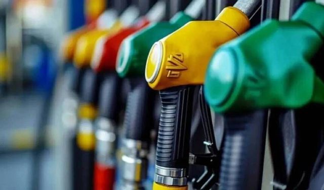 Benzin ve Motorine Tarihi Zam Bekleniyor
