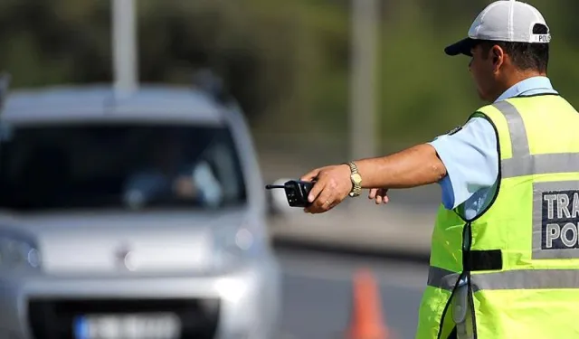 Polis ekiplerinden trafik denetimi: 3 bin 178 araca işlem