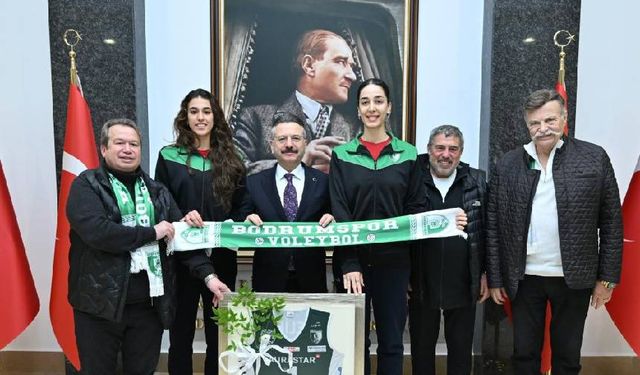 Bodrumspor kadın voleybol takımından anlamlı davranış: Vali Hüseyin Aksoy’u ziyaret