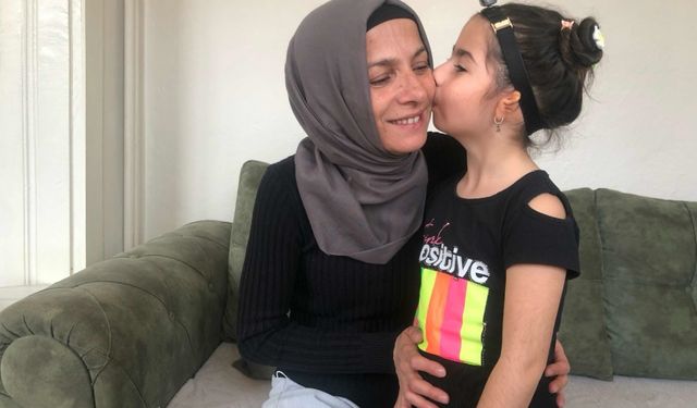 Eskişehir'de doğuştan kulakları olmayan Zeynep'e destek