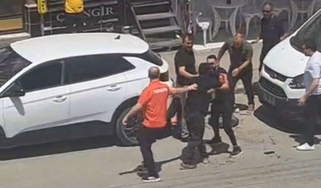 Eskişehir’de bıçaklı akraba kavgası: biri ağır, üç kişi yaralandı