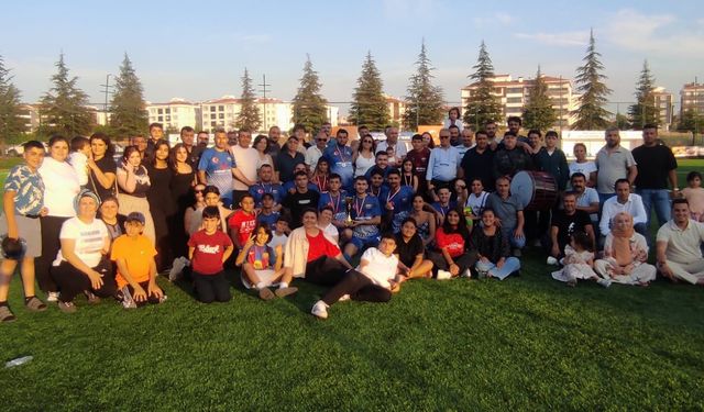Spor
