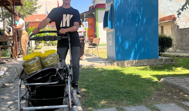 16 Yaşındaki Çocuğun Azmi Takdir Topluyor