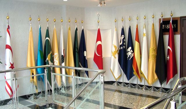 Makam Bayrağı ile Prestijinizin Gücünü Yansıtın