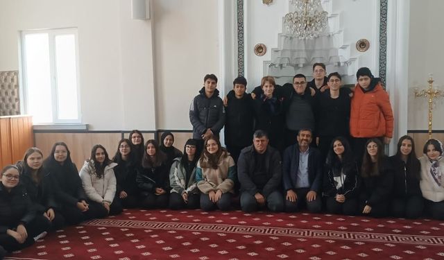 ÇEDES Projesi Eskişehir’de Öğrencileri Manevi Değerlerle Buluşturdu