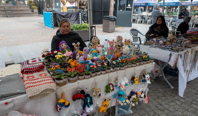 Renkli Örgü Ürünlere Yoğun İlgi