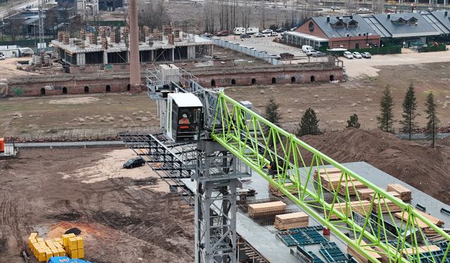 35 Metre Yüksekte Zorlu Mesai: “Hevesle Başlayanların Çoğu Vazgeçiyor”