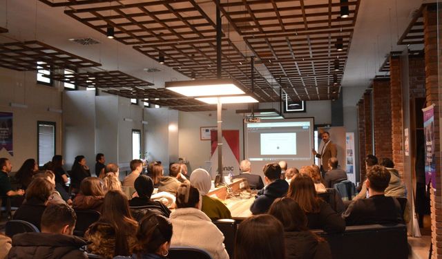 Geleceğin akademisi yapay zekâ ile şekilleniyor