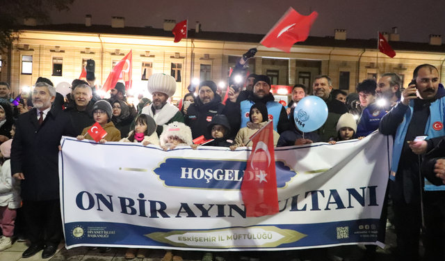 Eskişehir’de Ramazan Coşkusu: Yüzlerce Çocuk Fener Alayında Buluştu