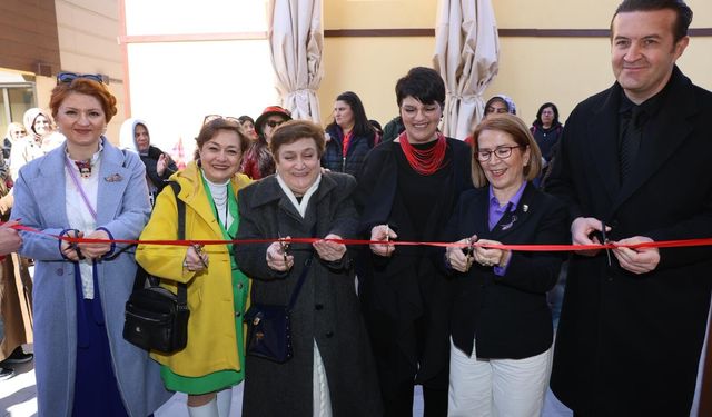 Kapadokya’ya Vefa Seramik Sergisi Odunpazarı’nda Açıldı