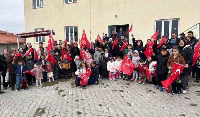 Seyitgazi’de Çocuklardan Dayanışma ve Vatan Sevgisi Etkinliği