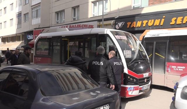 Eskişehir’de ilginç kaza: Yaralıya dolmuş mu çarptı yoksa elektrikli bisiklet mi?