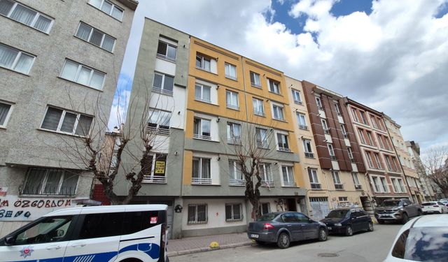 Apartmanın 4. katından düşen üniversiteli genç kız ağır yaralandı