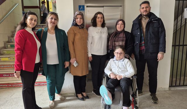 Eskişehirli Zeynep İkra’nın Okul Çilesi Bitti: Engelli Asansörü Hizmete Açıldı