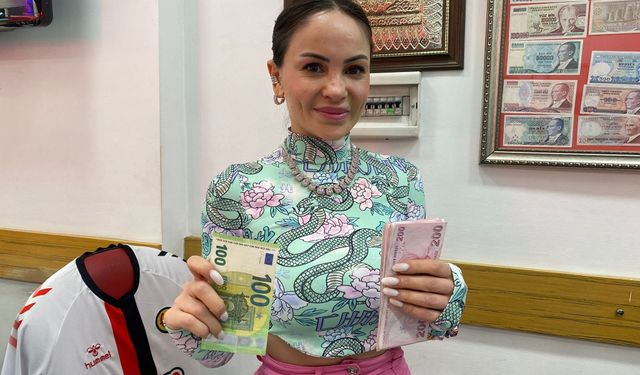 Eskişehir'de Örnek Dürüstlük: Fazla Verilen Parayı İade Etti