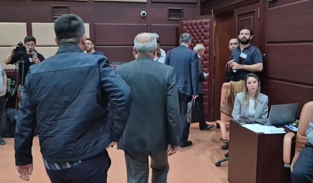 ESKİ Genel Kurulu'nda AK Parti Grubu Meclisi Terk Etti