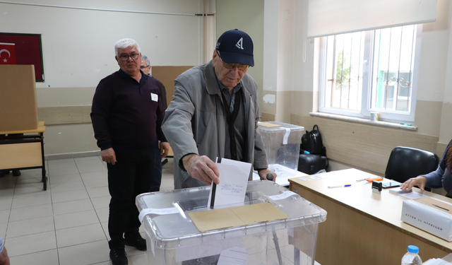 Eskişehir’de Çifte Vatandaşlar Bulgaristan Seçimleri İçin Sandık Başında