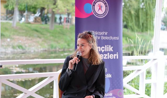 Meryem Boz Eskişehirli gençlerle samimi bir söyleşide buluştu