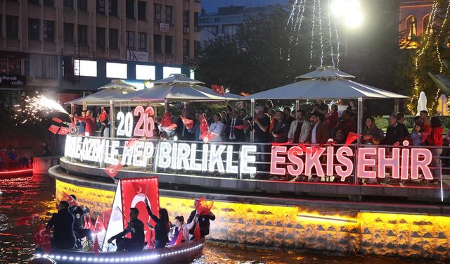 19 Mayıs coşkusu Porsuk’ta fener alayıyla taçlandı