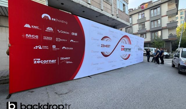 Profesyonel Sahne Arkası Tasarımları ile Organizasyonunuzda Backdrop.tr ile Fark Yaratın