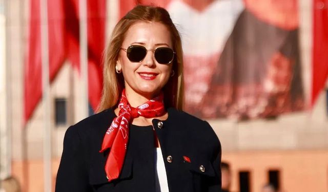 CHP Eskişehir İl Kadın Kolları Başkanı Yeşildal Görevden Alındı