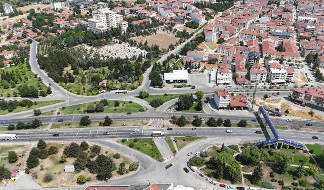 Tepebaşı Kavşağı kalıcı olarak trafiğe kapatıldı