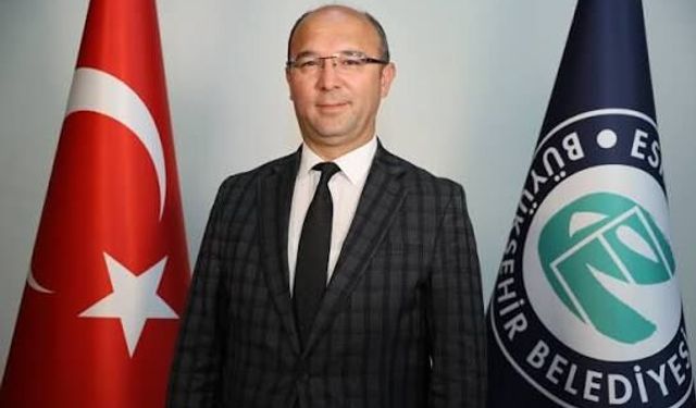 Seyitgazi Belediye Başkanı Uğur Tepe CHP’den İstifa Ederek Yeni Parti’ye Katıldı